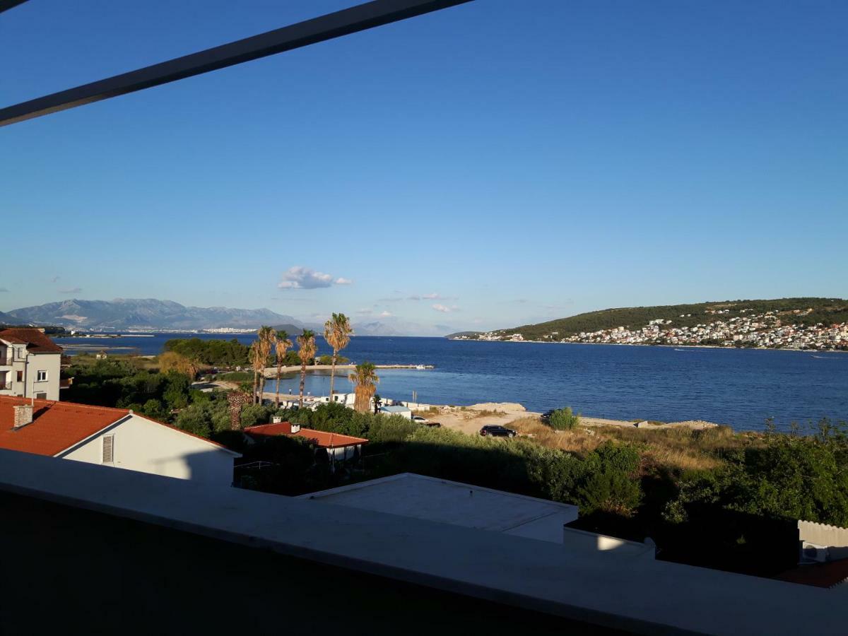 Apartments Nika Trogir Exterior foto